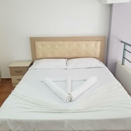 Sweet Dreams Apartament Apartment Sarande Exterior photo